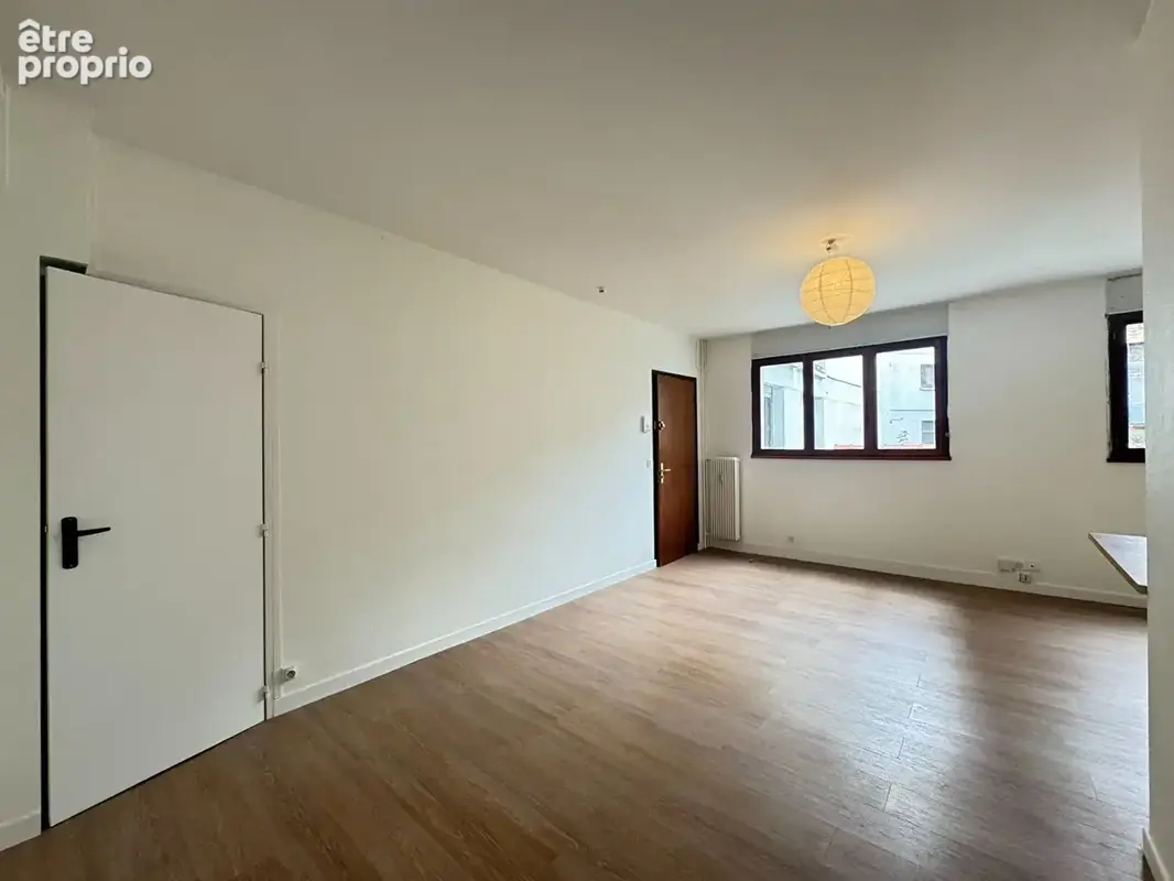 Appartement Reims T1BIS de 35.81 m2 - HOTEL DE VILLE - photo 5