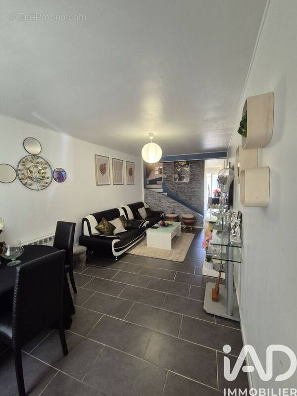 Photo 1 - Maison à LIZY-SUR-OURCQ