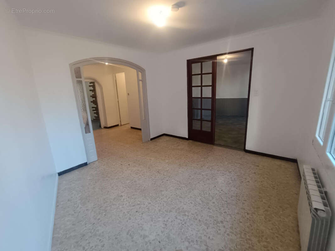 Appartement à LESPIGNAN