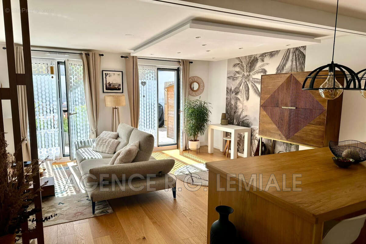 Appartement à MAISONS-LAFFITTE