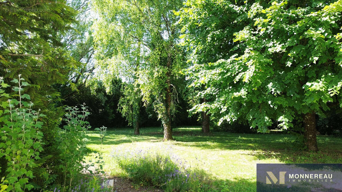 Maison de caractere avec vaste dependances - photo 27
