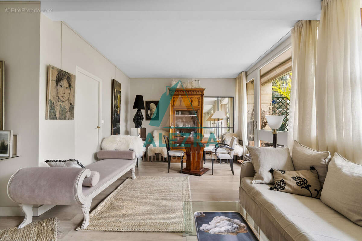 Appartement à LA CELLE-SAINT-CLOUD