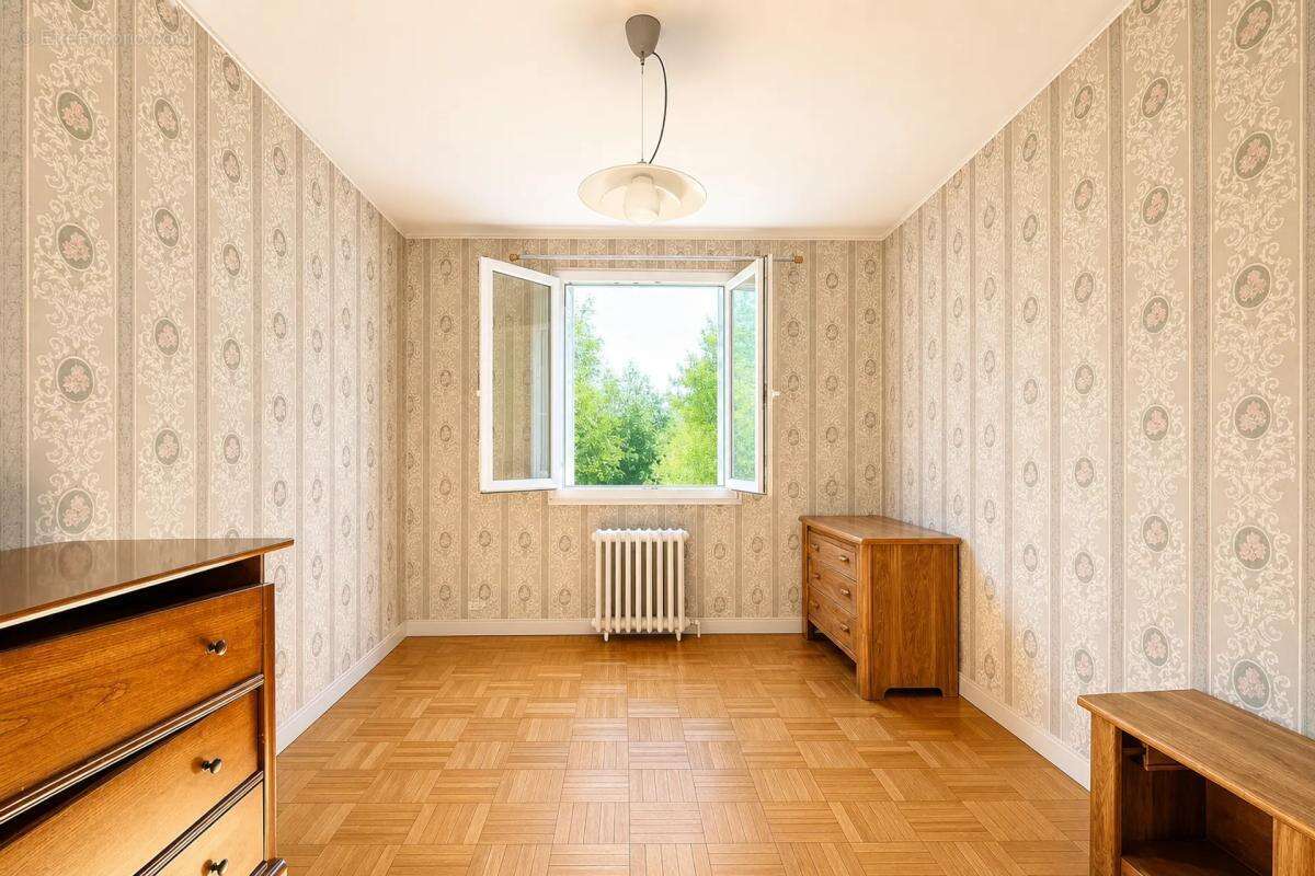 Maison spacieuse à Villemomble, secteur prisé - photo 12