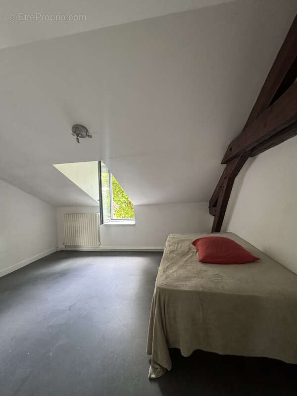 Propriété de 242m2 à Saint-Junien et 14 hectares - photo 10