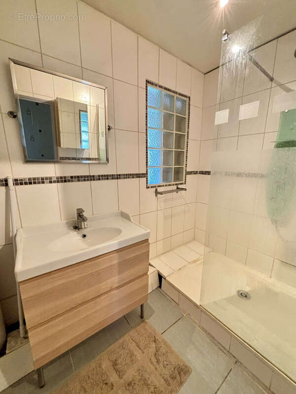 Appartement à SAINT-FONS