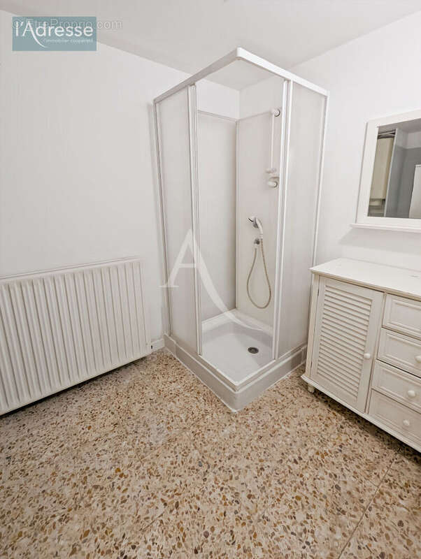 Maison à PUY-L&#039;EVEQUE