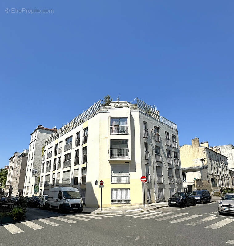 Appartement à PARIS-20E