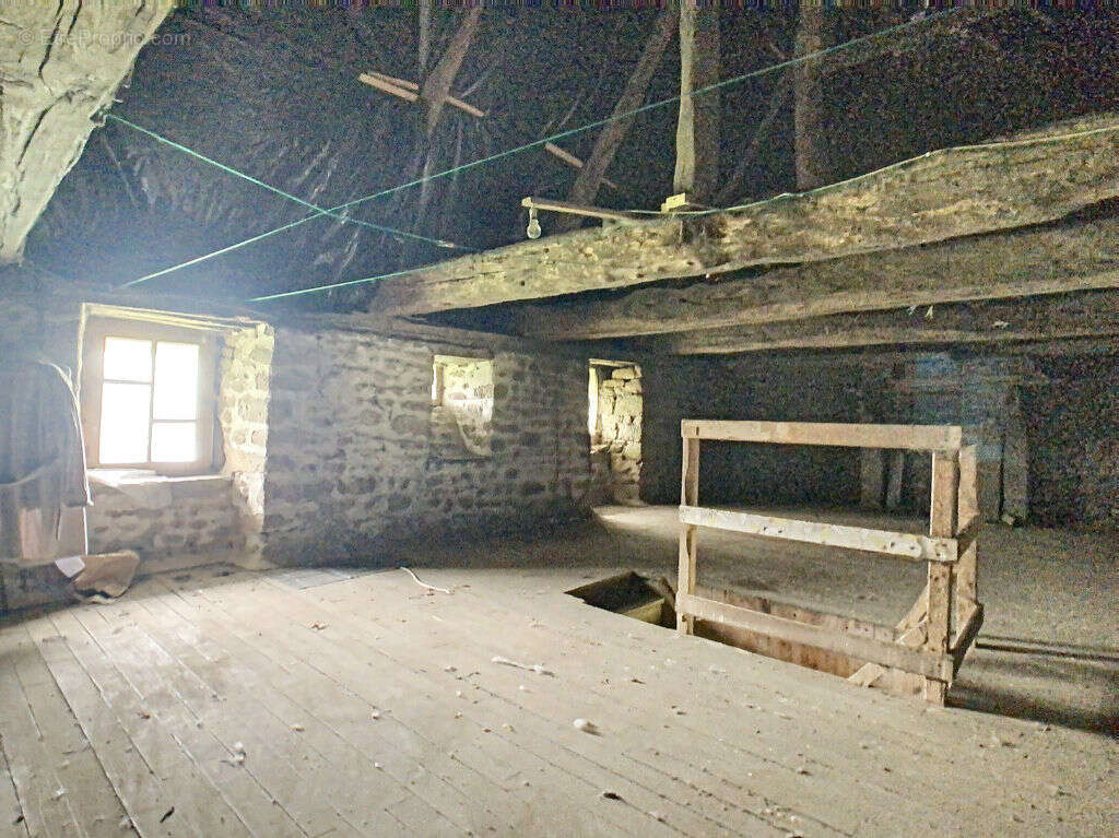 Maison à JUVIGNY-LE-TERTRE