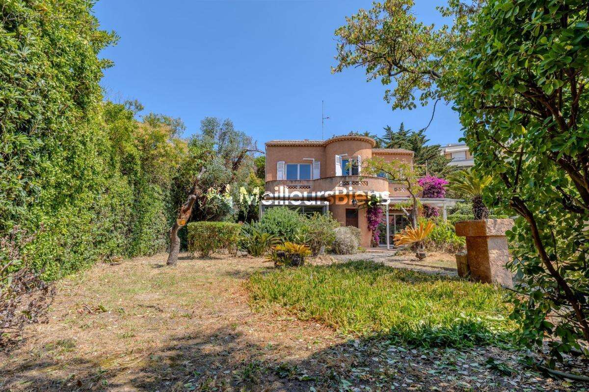 Maison à FREJUS
