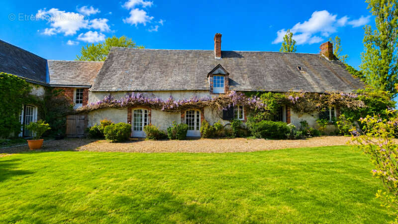 Maison à DIGNY