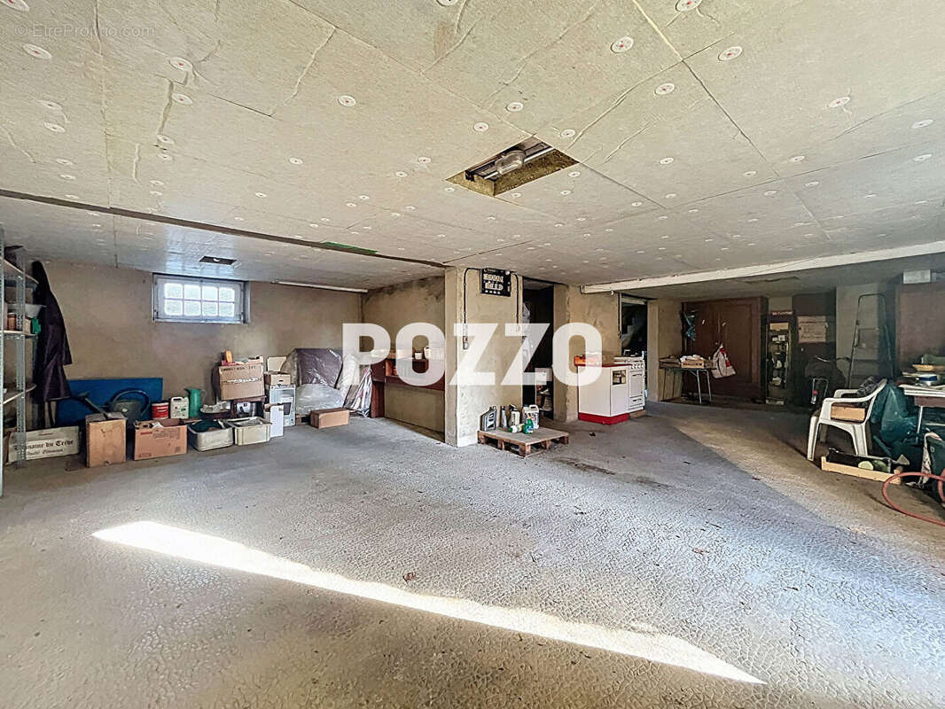 Maison à SAINT-HILAIRE-DU-HARCOUET