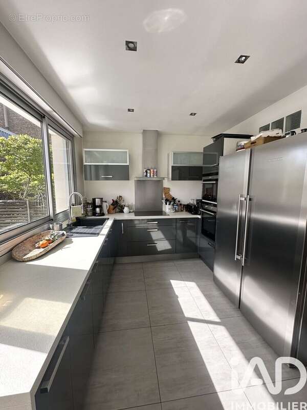 Photo 5 - Maison à LES LILAS