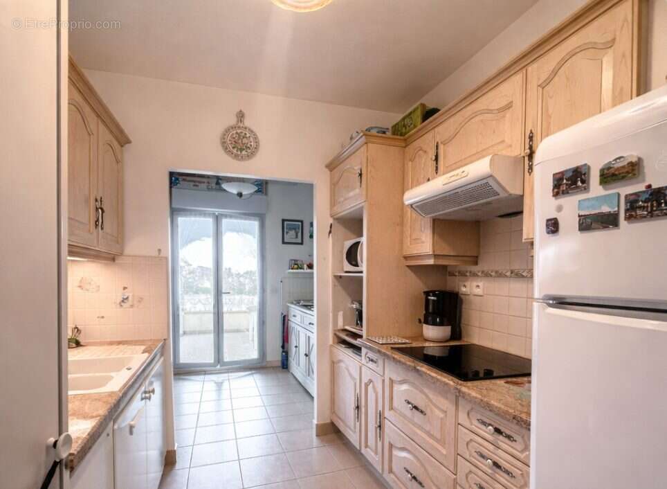 Appartement à MARSEILLE-8E