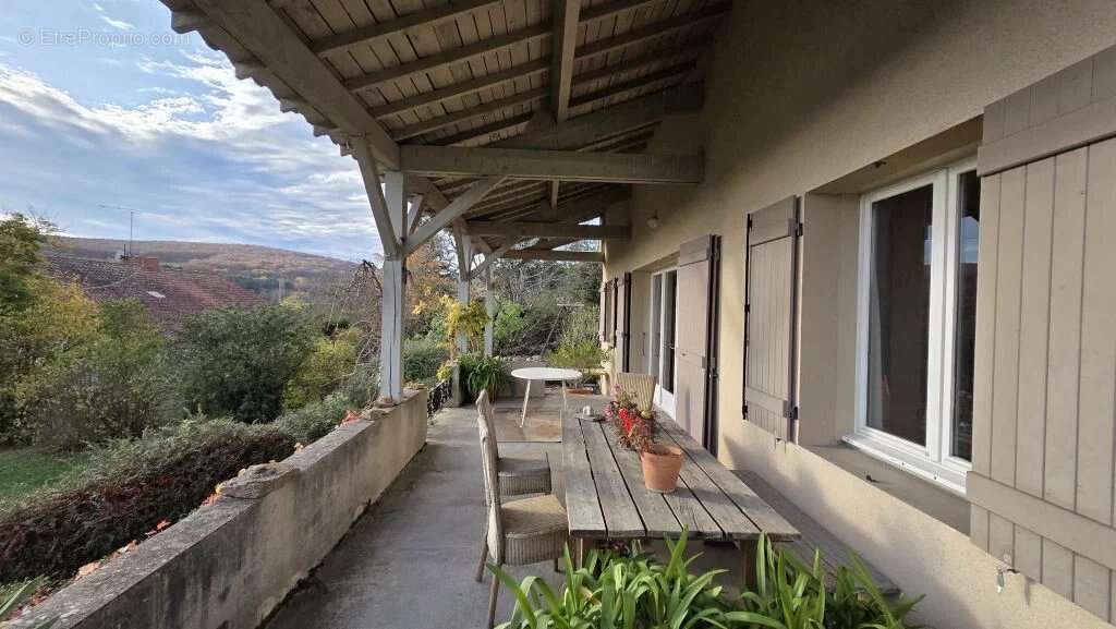 Maison à MAZILLE