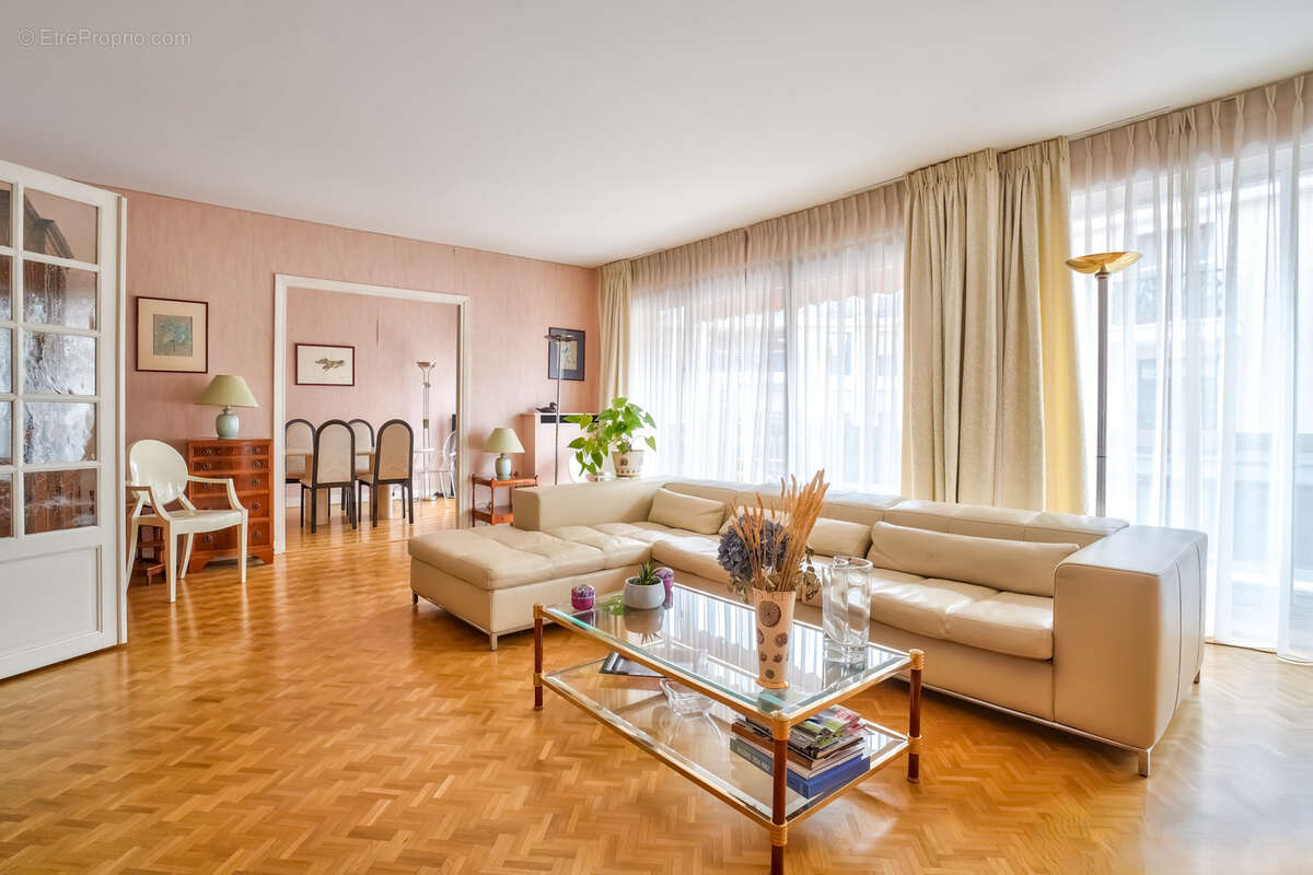 Appartement à LE VESINET