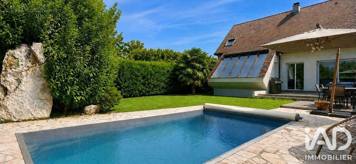 Photo 1 - Maison à CHENNEVIERES-SUR-MARNE
