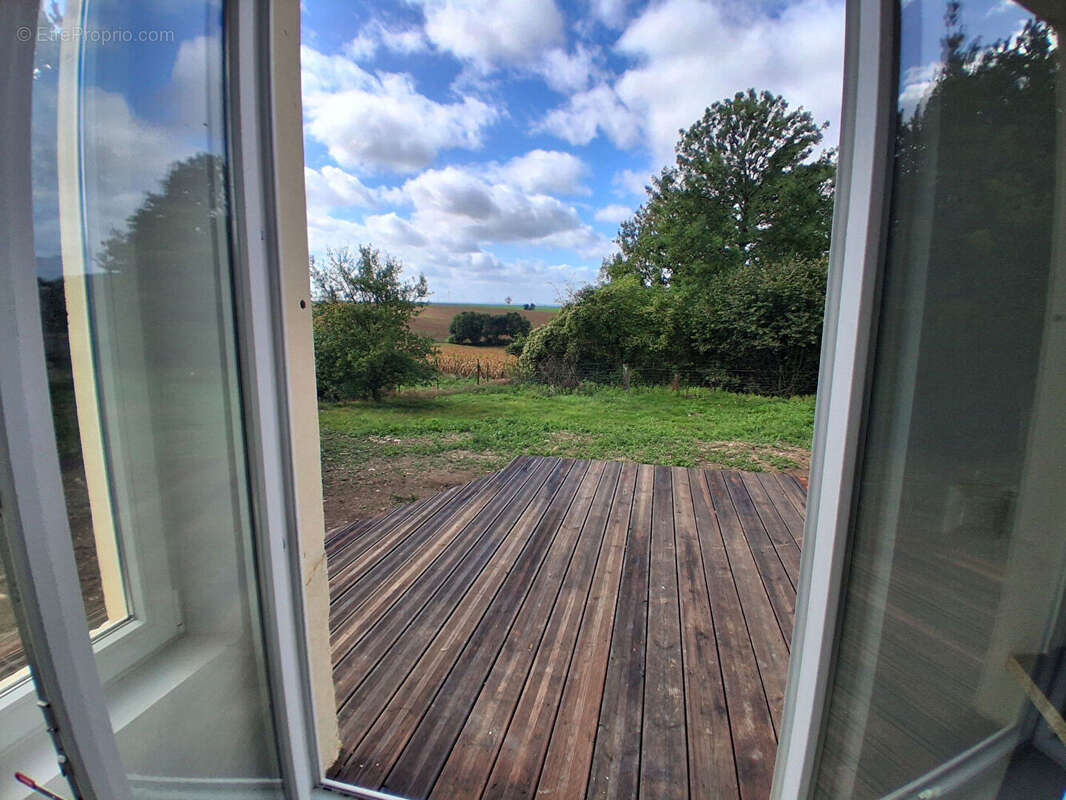 Maison à MONTIGNY-LE-FRANC