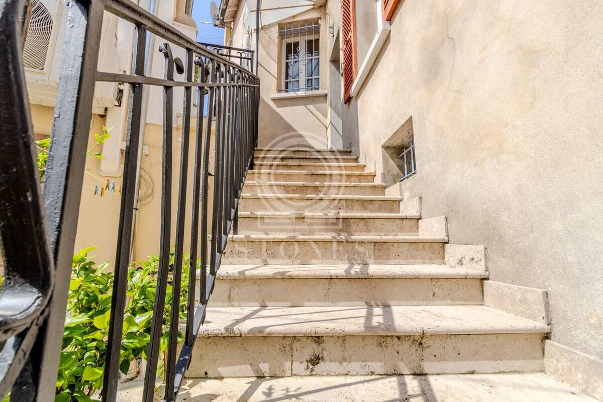 Maison à MARLY-LE-ROI