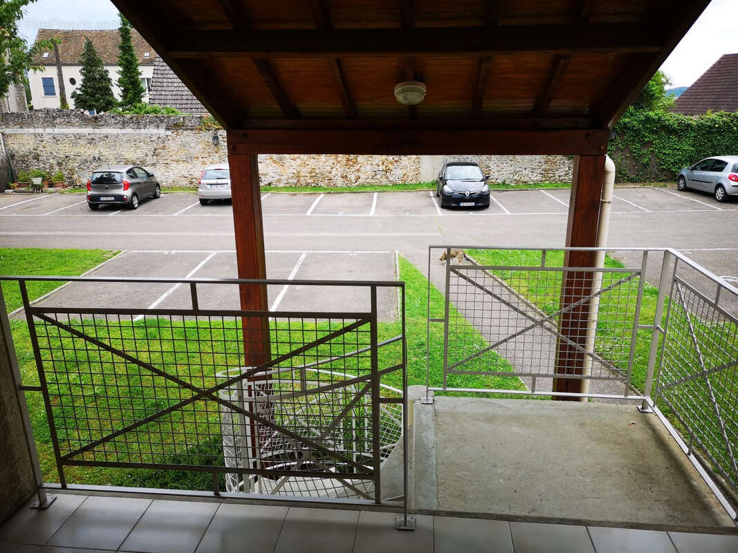Appartement à CHEVANNES