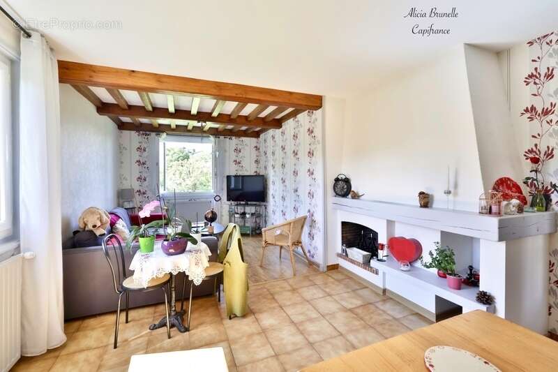 Maison à DONZY-LE-PERTUIS