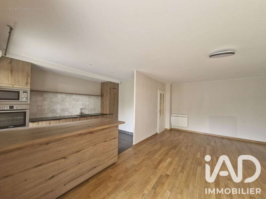 Appartement 74 m² à Lille  - photo 2