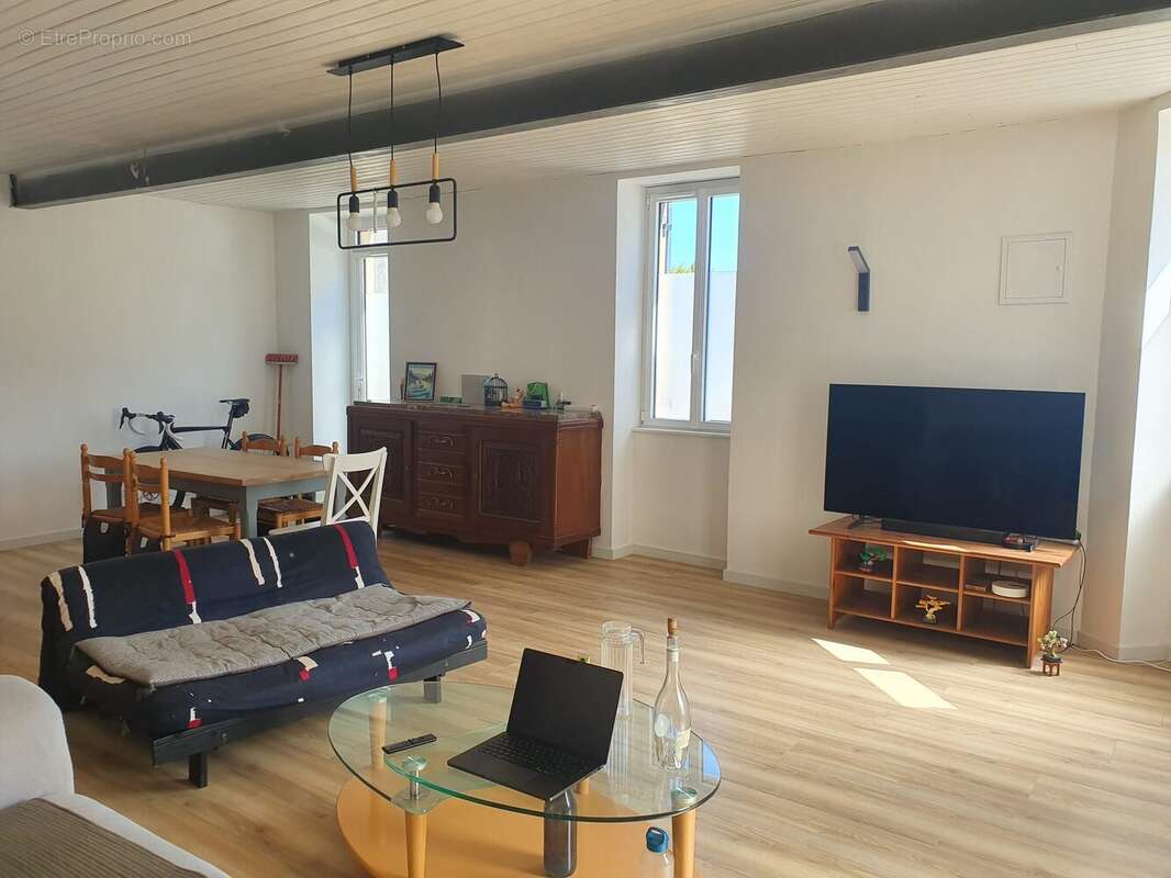Maison 120 m² à Pisany  - photo 6