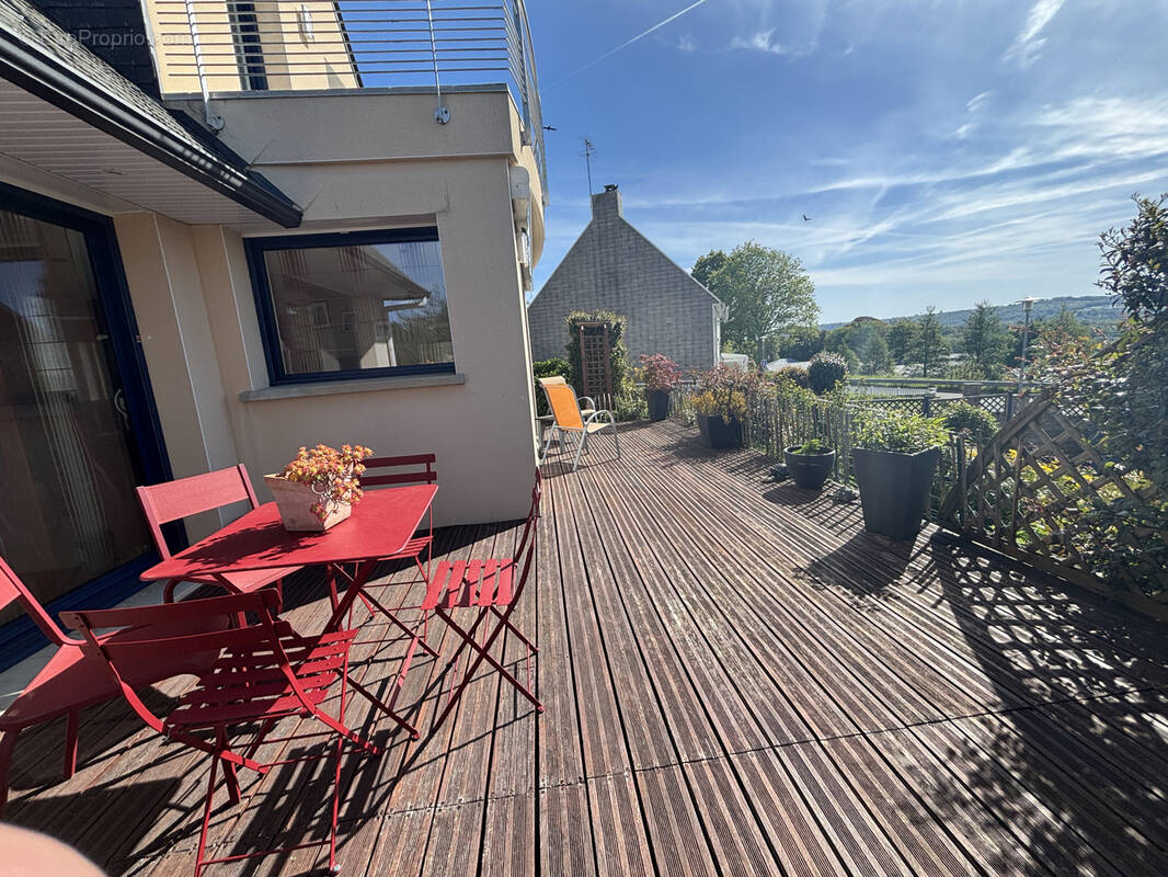 Maison à LE RELECQ-KERHUON