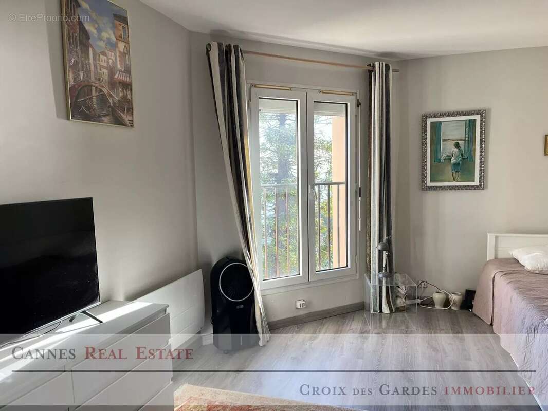 EXCLUSIVITÉ – Studio avec vue mer, piscine et accès privatif plage - photo 11