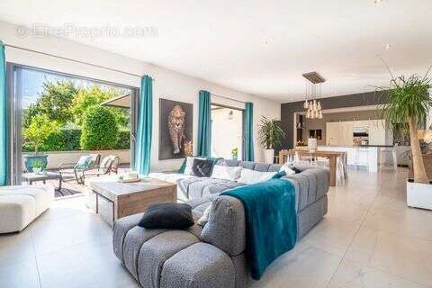 Maison à EYGALIERES