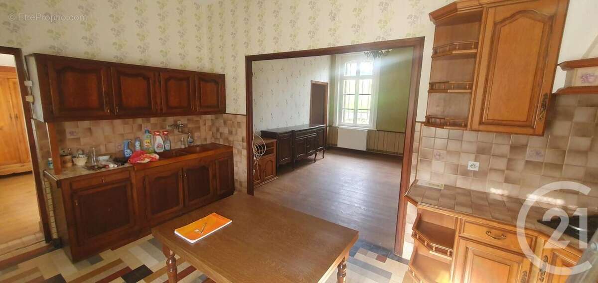 Maison à MAINTENAY