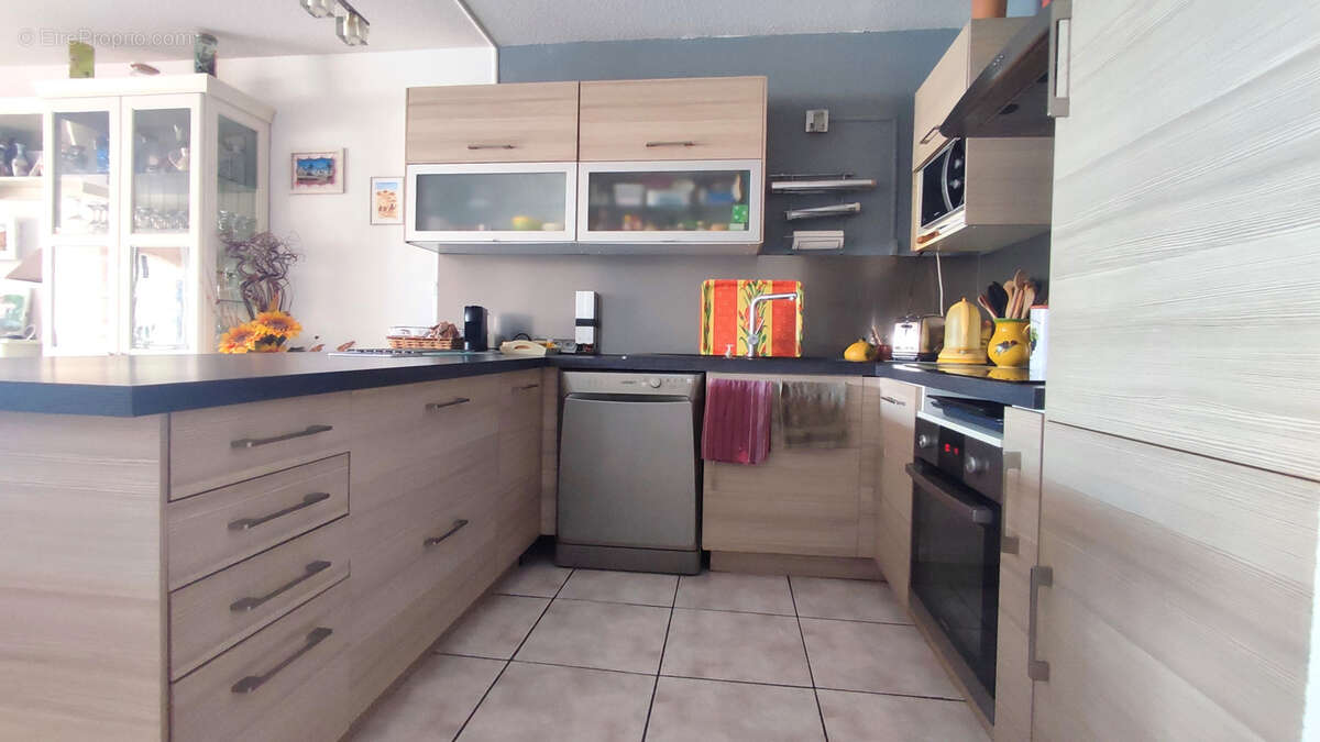 Appartement à SAINTE-MARIE