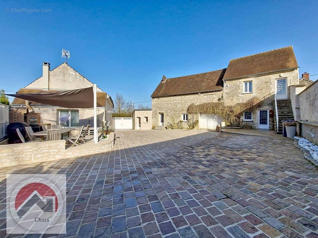 Maison à MARINES