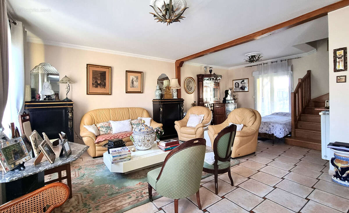 Maison à HOUILLES