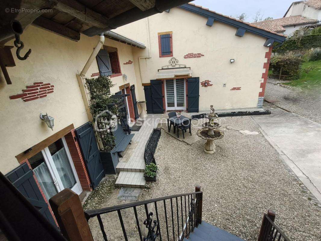 Maison à CAUMONT