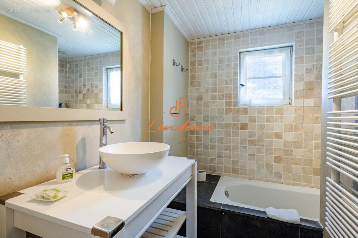 Appartement à ALLAN