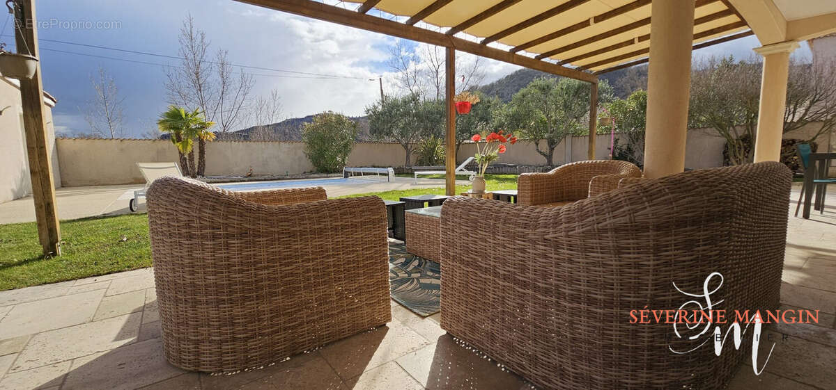 Maison à LA ROCHE-DE-GLUN