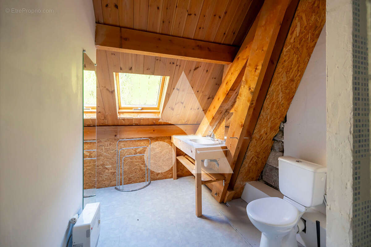 Maison à LA CHAPELLE-EN-VALGAUDEMAR