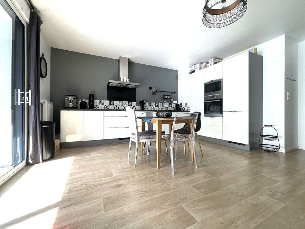 Appartement  Centre-ville à pied QUIMPER - photo 3