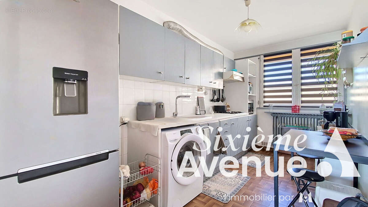 Appartement Bron 4 pièce(s) 77.22 m2 - photo 5