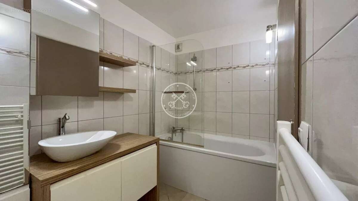 Appartement à FREJUS