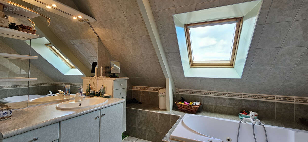 Maison à GRANDCAMP-MAISY