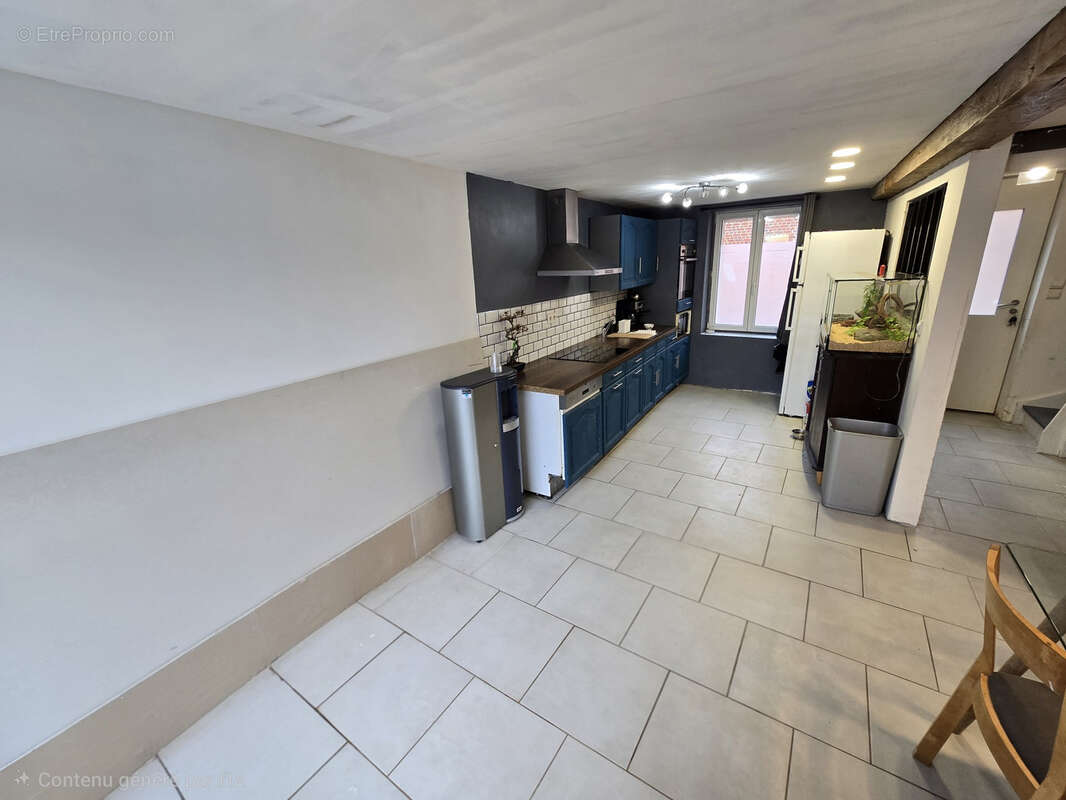 Maison à HALLENNES-LEZ-HAUBOURDIN