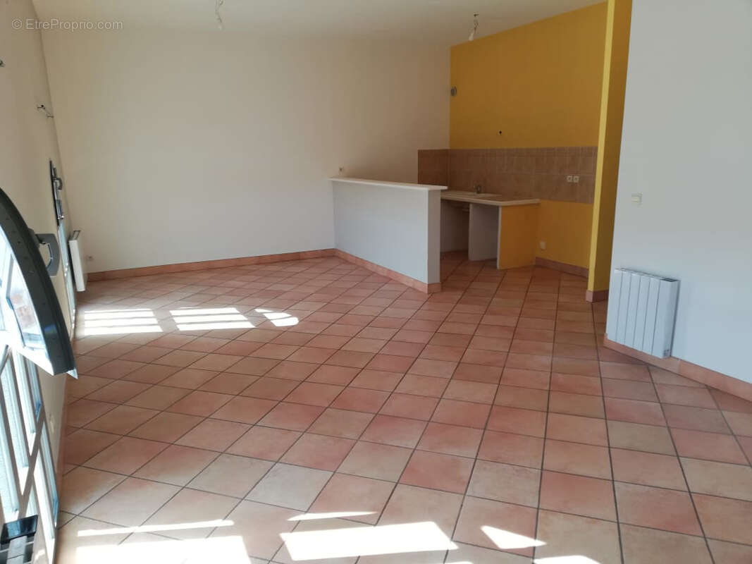 Appartement à LAROQUE