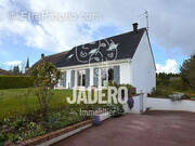 Maison à LE MESNIL-ESNARD