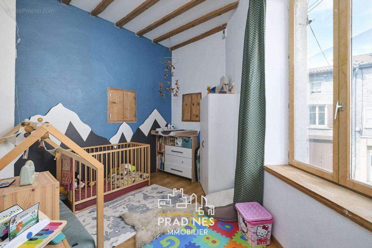 Appartement à MORNANT