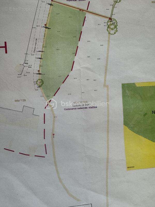 Terrain à SENS-DE-BRETAGNE