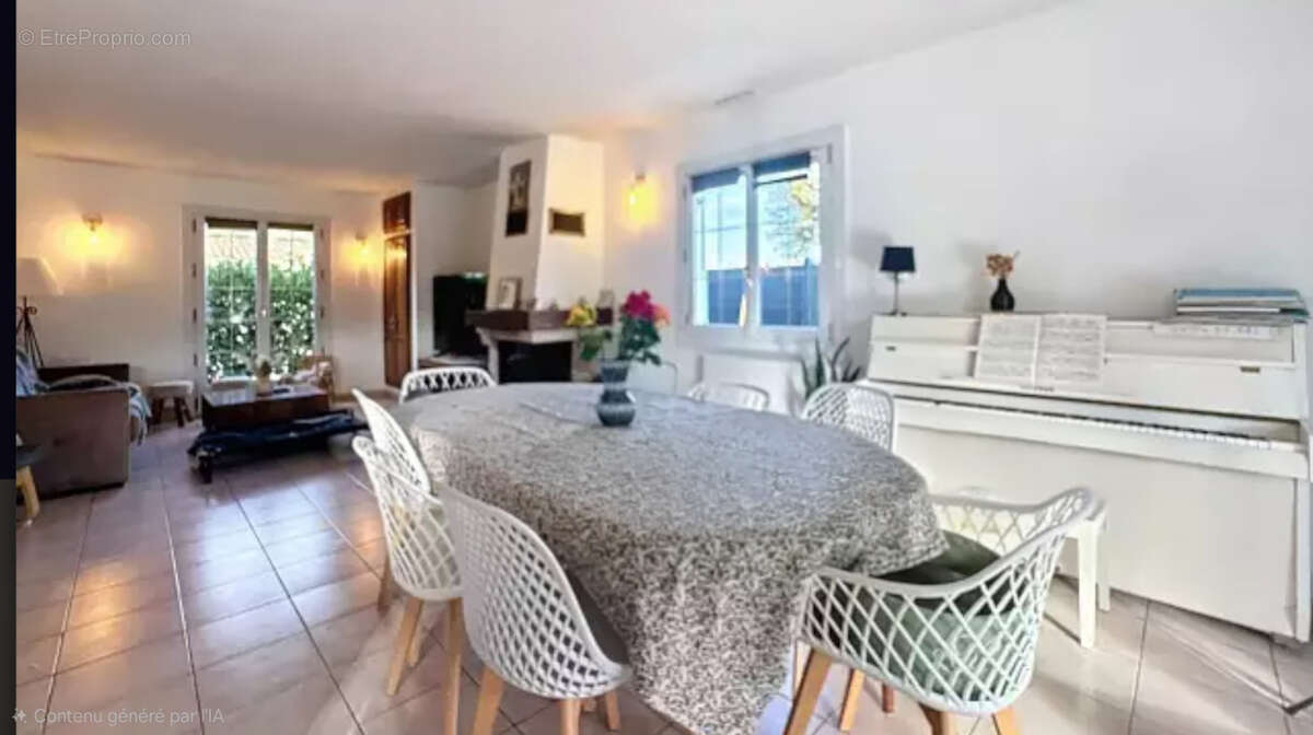 Maison à SAINT-JEANNET