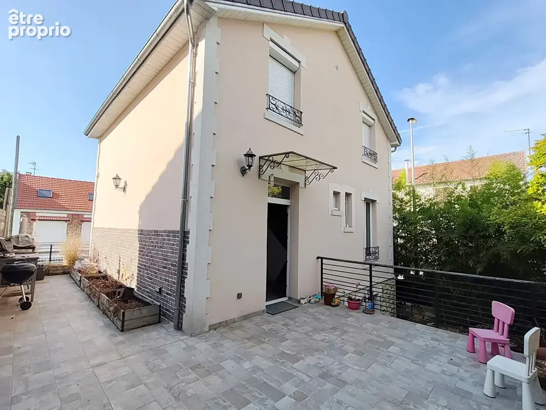 Maison à VILLEMOMBLE