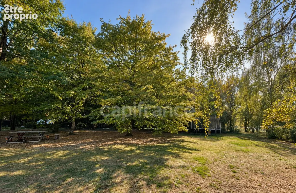 Maison à vendre 6 pièces LA GUERCHE SUR L'AUBOIS (18) - photo 14