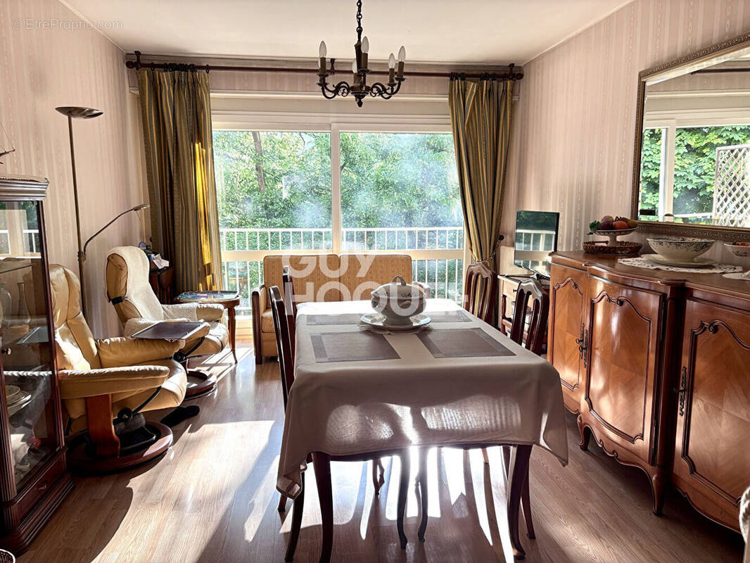 Appartement à EVRY